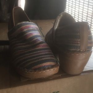 Softspots Womens Clogs 8W Multicolored Stripes